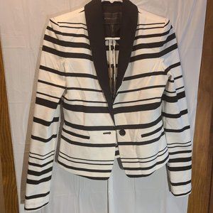 BCBGMAXAZARIA BLACK AND WHITE HORIZONTAL STRIPE BLAZER